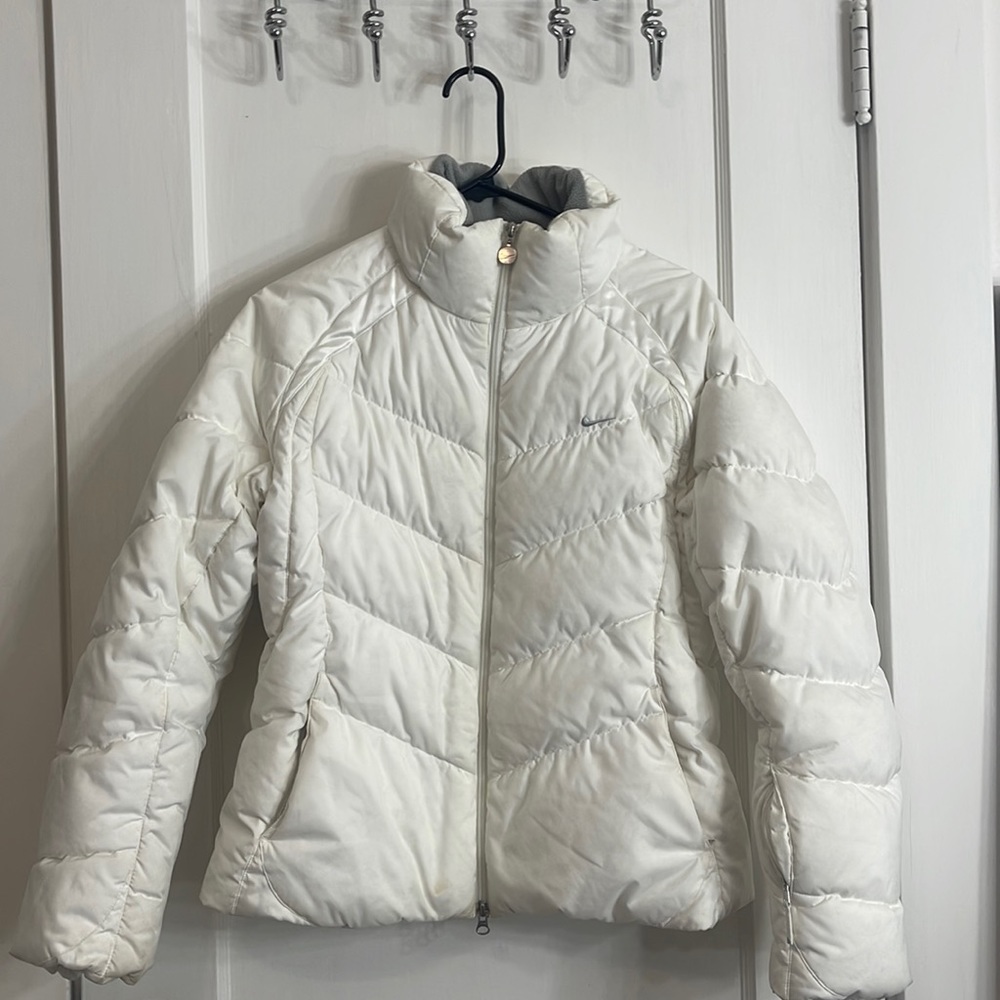 White Nike puffer jacket